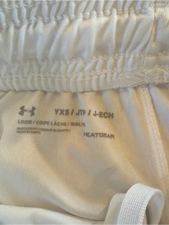 5 Piece Under Armour Youth XS YXS Boys 6 Logo Shorts Shirts Athletic Sports - Picture 3 of 11